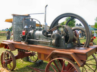 Restored Paxman Gas Engine in France